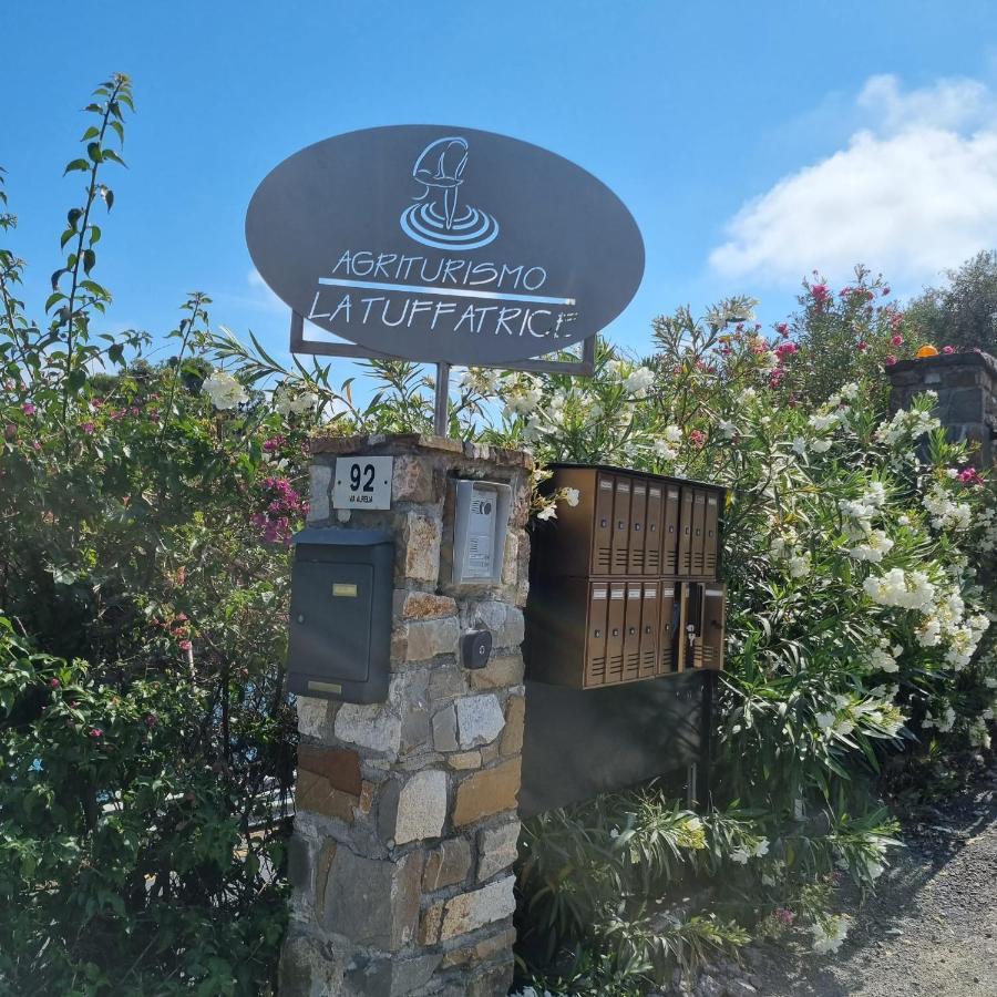 Agriturismo La Tuffatrice Imperia Eksteriør bilde